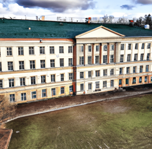 Jak wybrać najlepsze niepubliczne liceum w Warszawie?