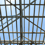 Jak Wybrać Więźbę Dachową Aby Otrzymać Trwały i Bezpieczny Dach?